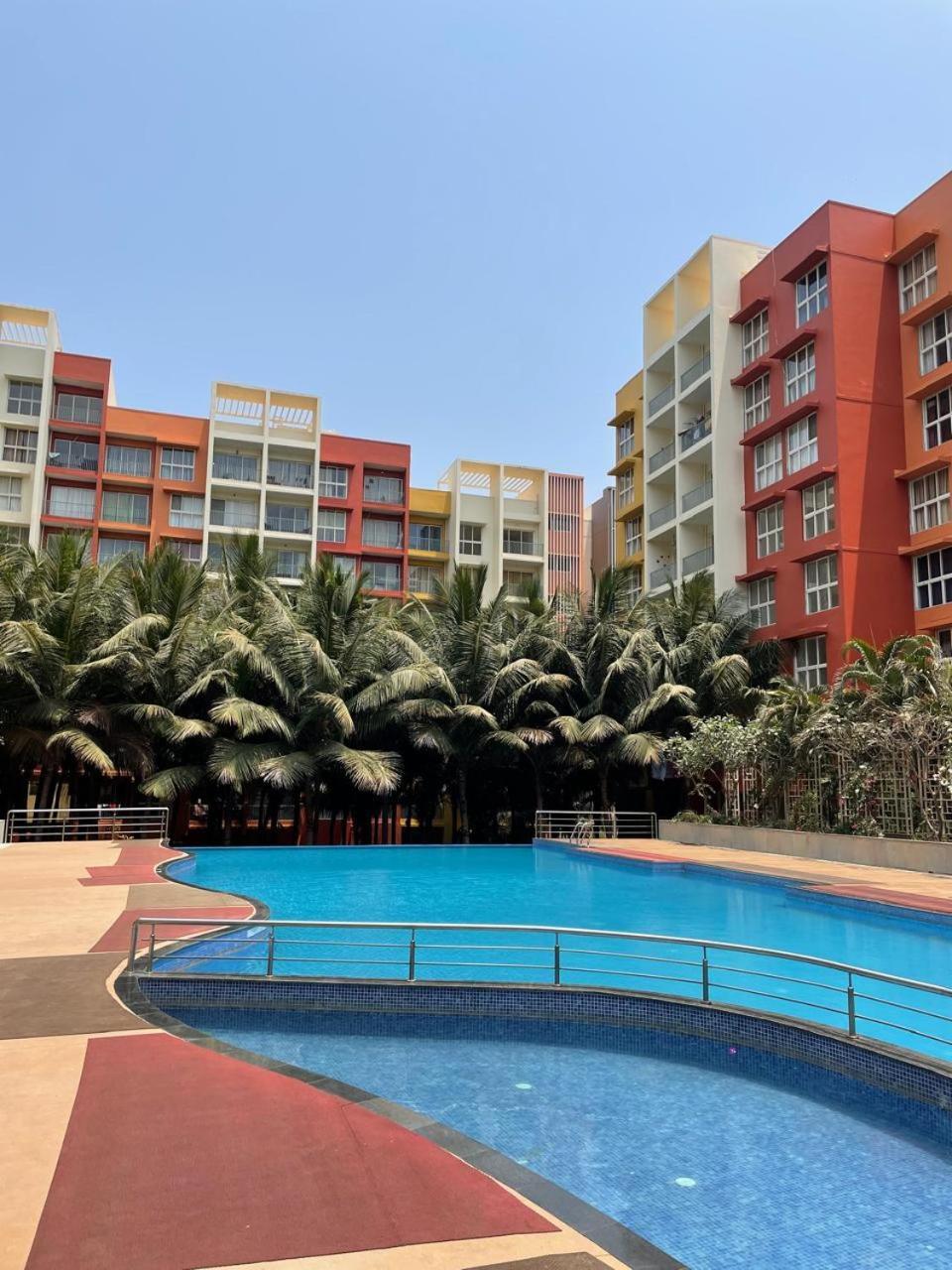 Good Stay 2Bhk Pool Apartment 10 Mins From Dabolim Airport Goa 102 Consua Kültér fotó